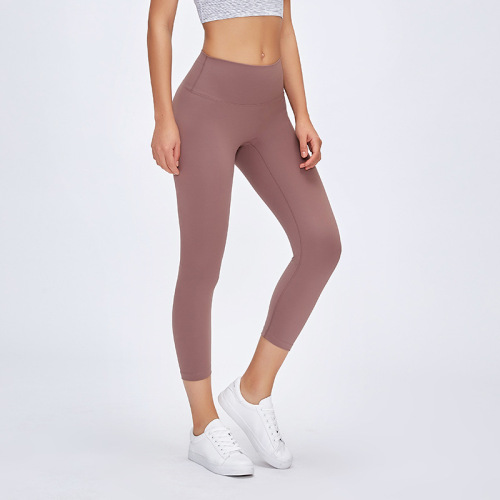 A new model of brushed nude-feeling yoga pants with no embarrassing lines, hip-raising high-waisted running sports fitness cropped pants