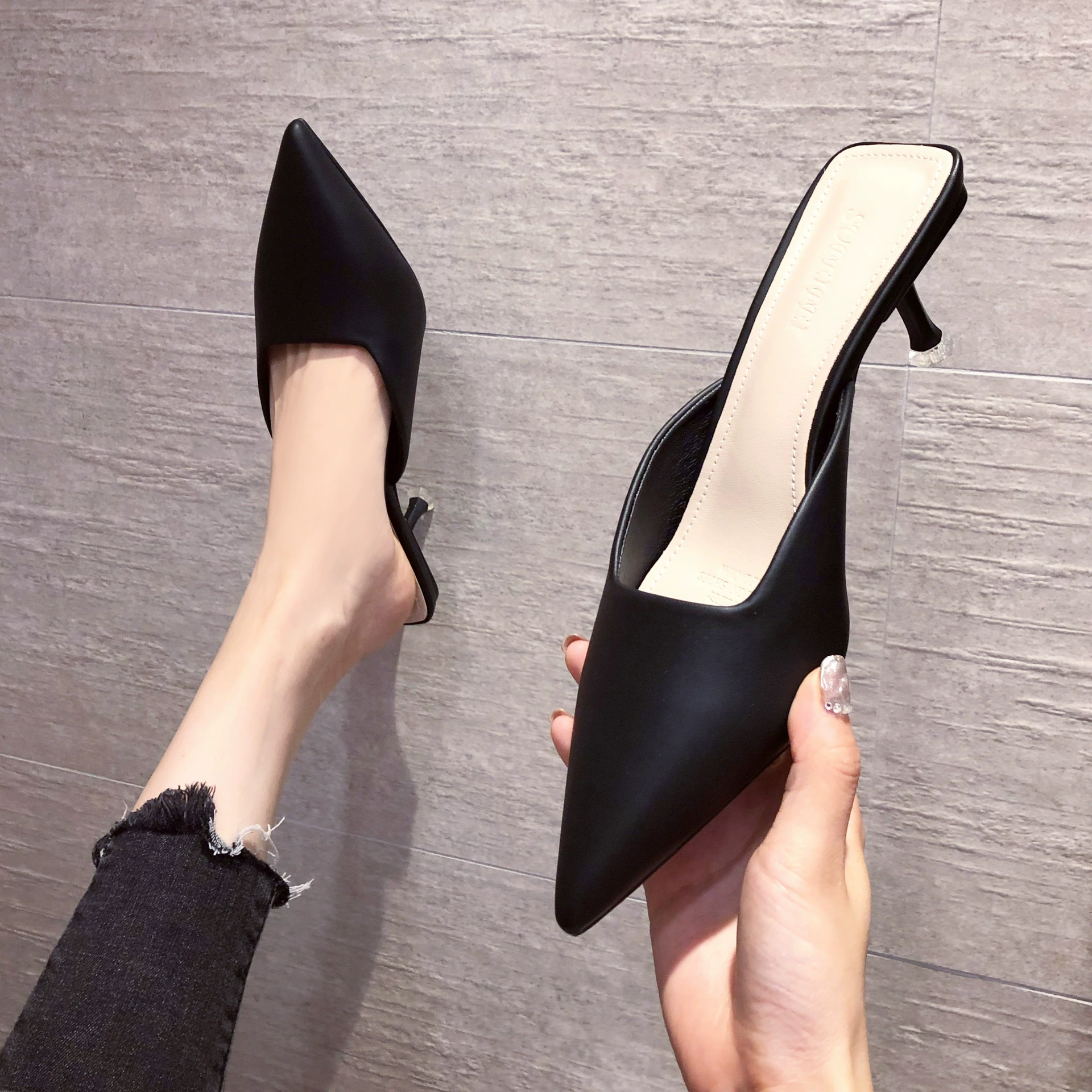 338-0 корейский стиль 2020 летние новые сандалии с закрытым носком с мелким ртом для девочек повседневные туфли на высоком каблуке с острым носком