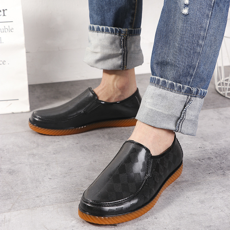 New imitation leather plastic men's spring and autumn anti-skid rain shoes trend low kitchen fishing work car wash glue shoes boots