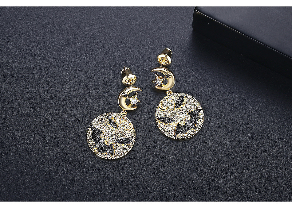 Fashion Copper Inlaid Zircon Moon Earrings display picture 7