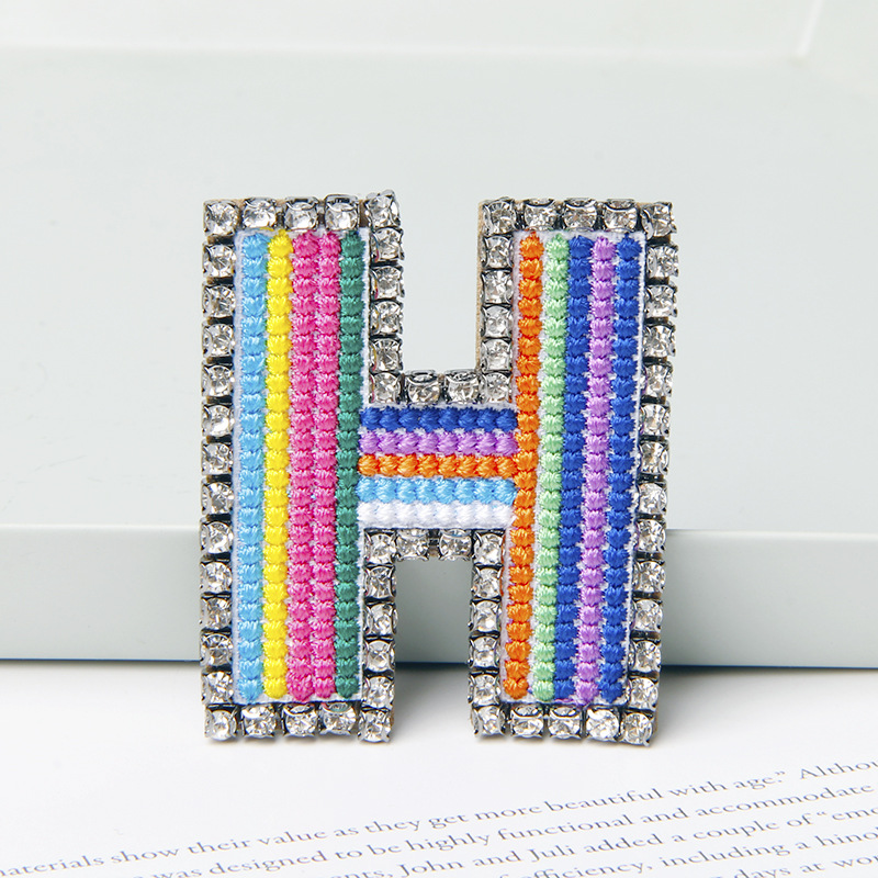 Simple Style Letter Rhinestone Embroidery Women's Brooches 1 Piece display picture 15