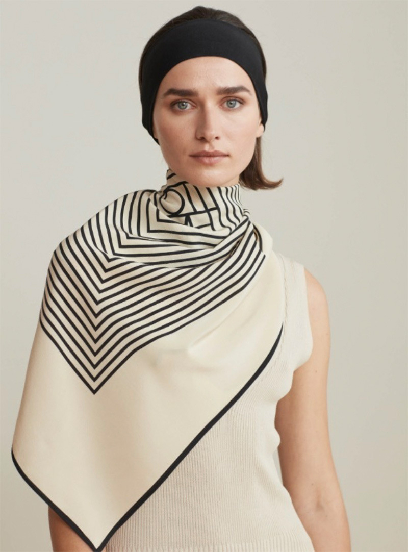 Women's Elegant Stripe Satin Printing Silk Scarf display picture 8