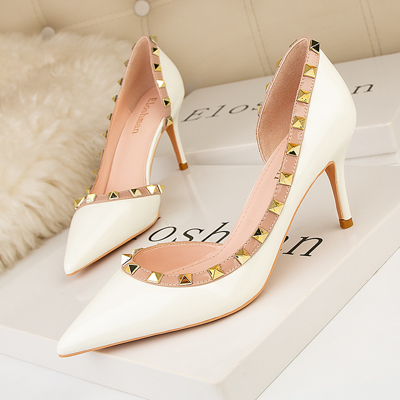 Han edition fashion - 43 V 899 rivet thin heels show thin shallow mouth pointed sexy side hollow out women's shoes