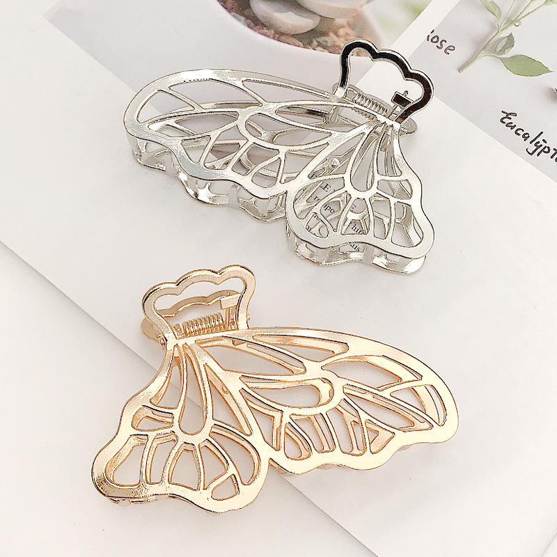 Korean Simple Large Metal Butterfly Hairpin Female New Fashion Adult Hair Clip Headwear Wholesale display picture 6