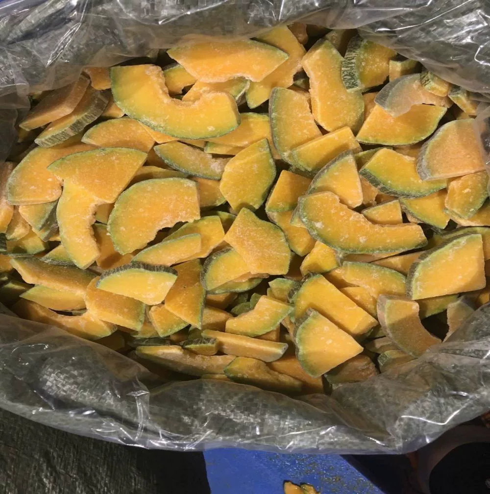 Замороженные кусочки тыквы, быстрозамороженная тыква, экспорт и внутренняя торговля доступны на складе круглый год в 2021 году.