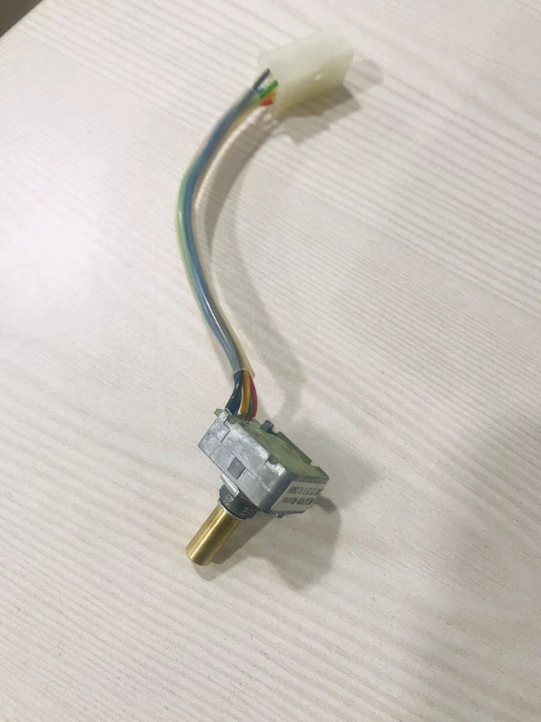 优势供应 MEGATRON 电位器 MCP 50 R10K W5% L0,1%