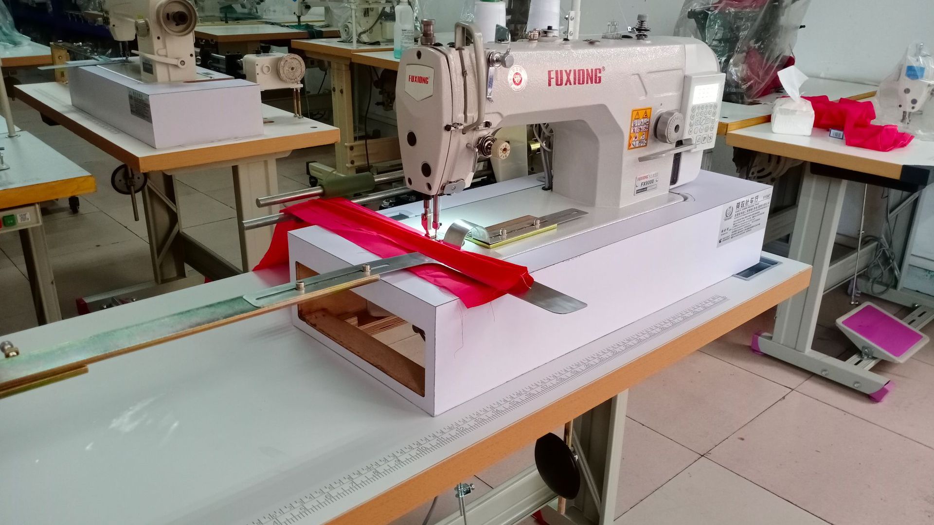 台湾富兄直驱电脑平车高头打条缝纫机