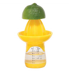 跨境迷你带喷雾带刻度手动榨汁机