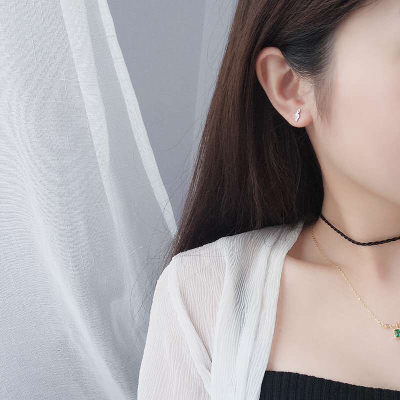 Sophisticated agile cute elegant earrings