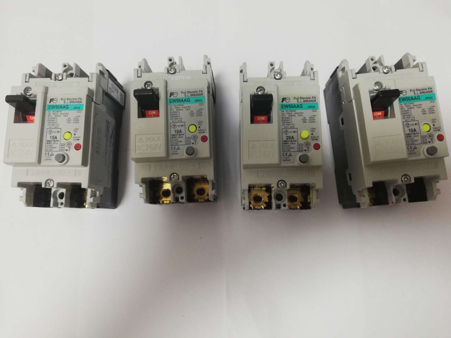 EW50AAG 2P 32A 30A富士漏电EW50AAG 2P 15A 20A 40A 50A 10A 5A