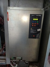 电梯变频器AVRY-1-1425-KXL-BR4维修