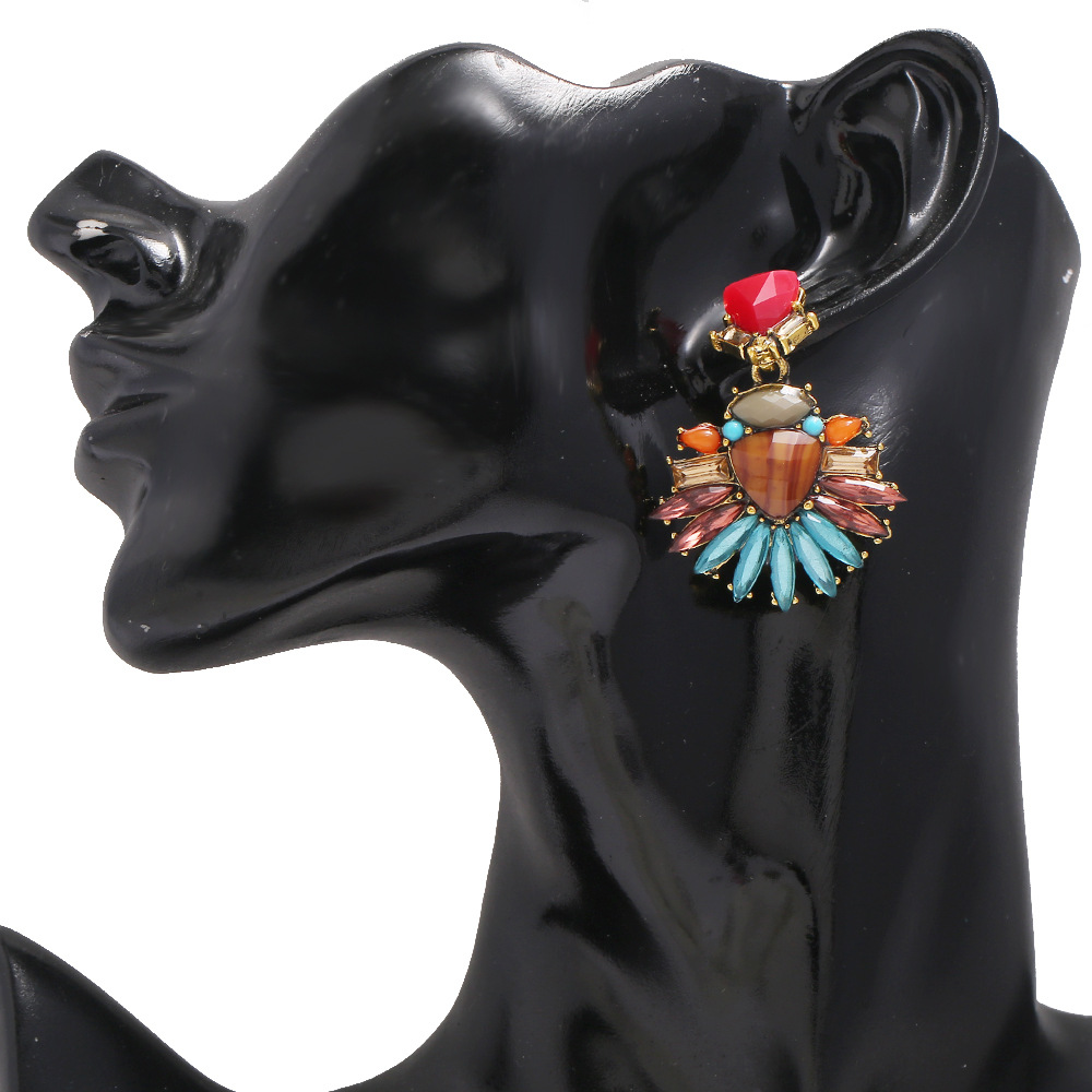 Boucles D&#39;oreilles Géométriques Rétro Suspendus Boucles D&#39;oreilles Perles Boucles D&#39;oreilles Exagérées Bijoux D&#39;oreille Simples Gros Nihaojewelry display picture 2