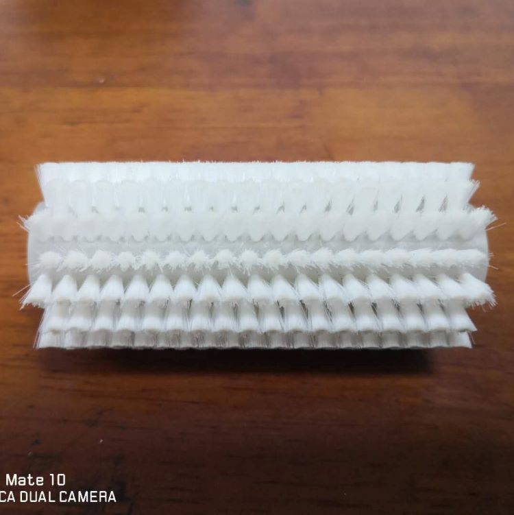 优惠定制工业毛刷辊 清洗毛刷棍 抛光毛刷滚 除尘毛刷棍 磨料丝