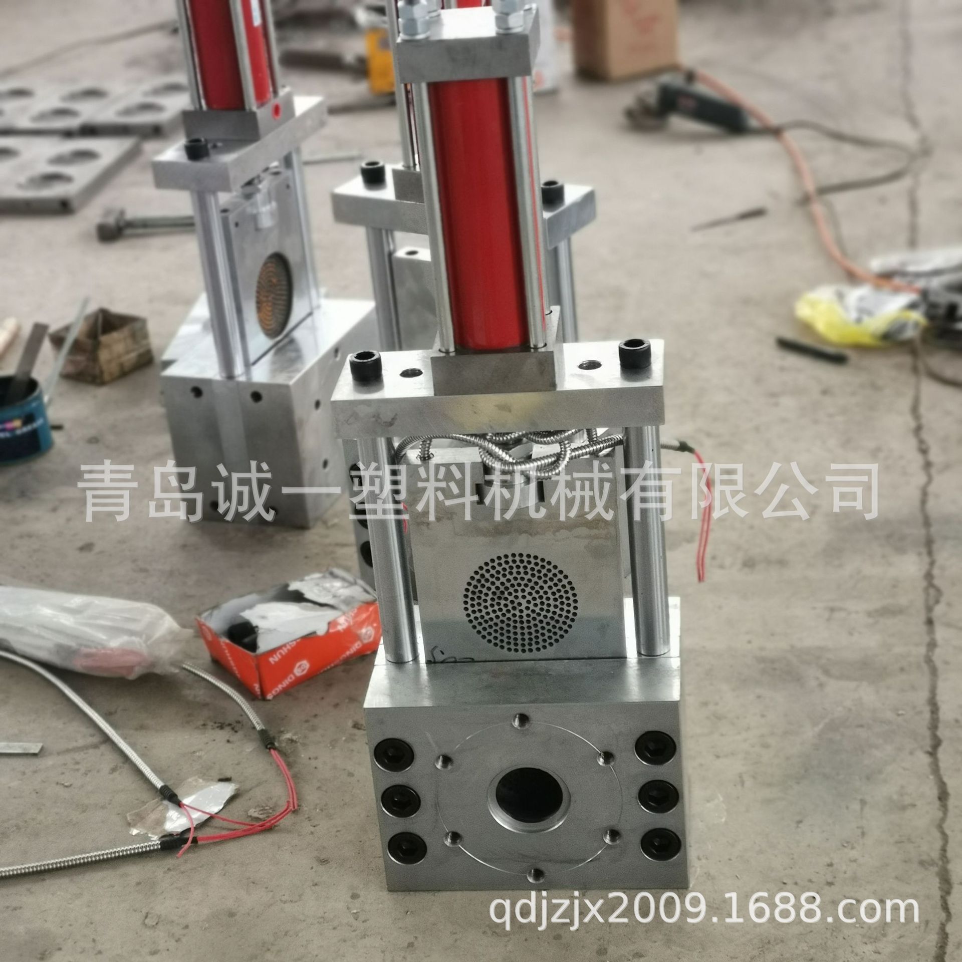 换网器、不停机自动快速换网器、质保不漏料、挤出机换网器