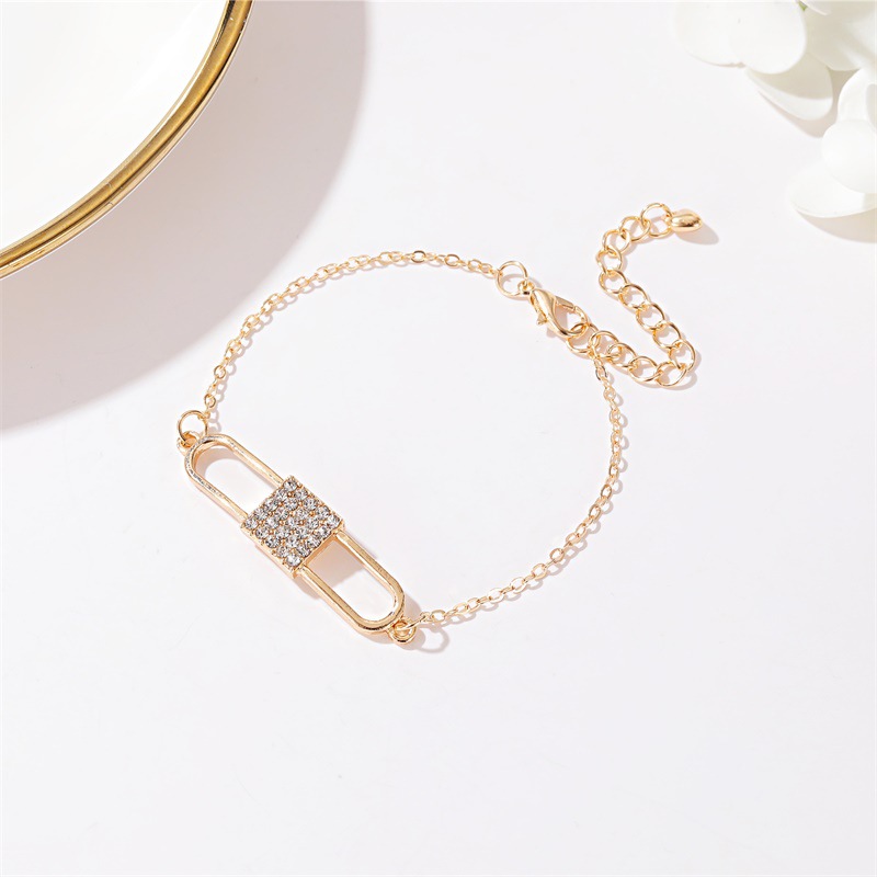 New Bracelet Love Lock Diamond Bracelet Creative Full Diamond Lock Bracelet Wholesale Nihaojewelry display picture 2