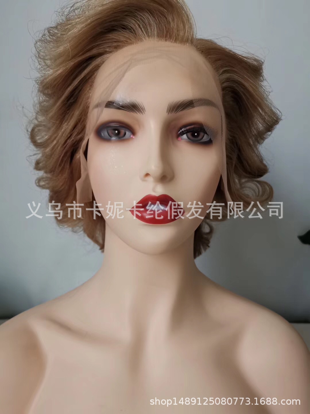 Fibra química frontal encaje pelucina cabello de cabello corto rizado natural temperamento flojo suministro de fabricantes