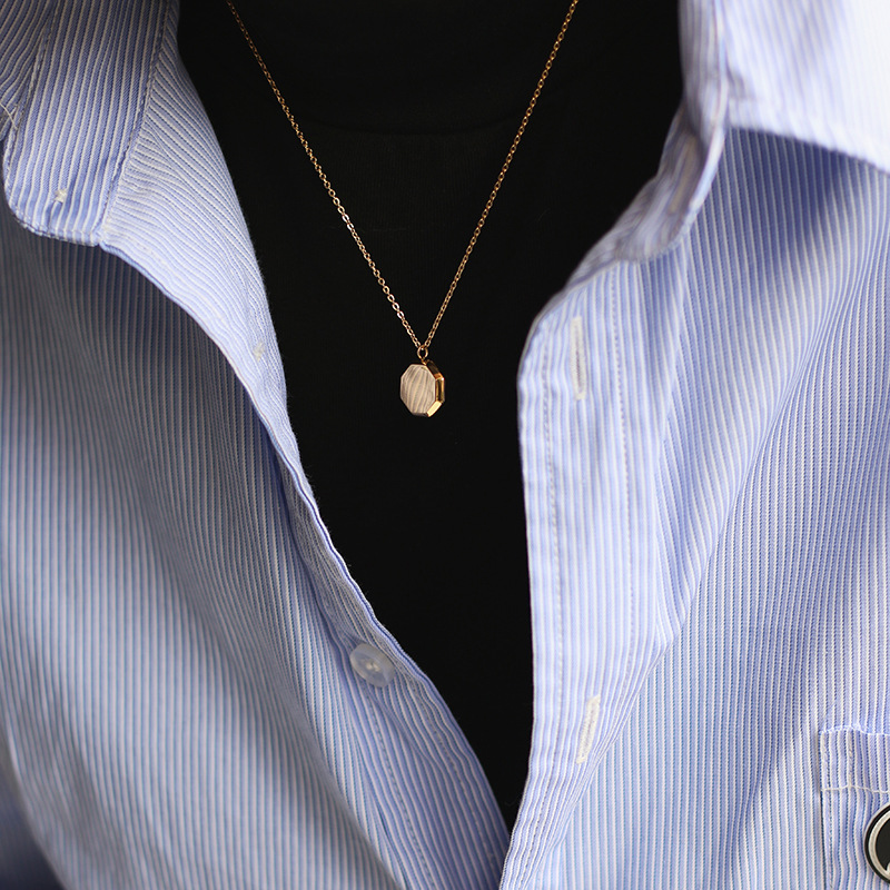 6g Weight Necklace Classification Titanium Steel Material Women'S Gender Fashion Style Simple Solid Geometric Honeycomb Titanium Steel Necklace 4
