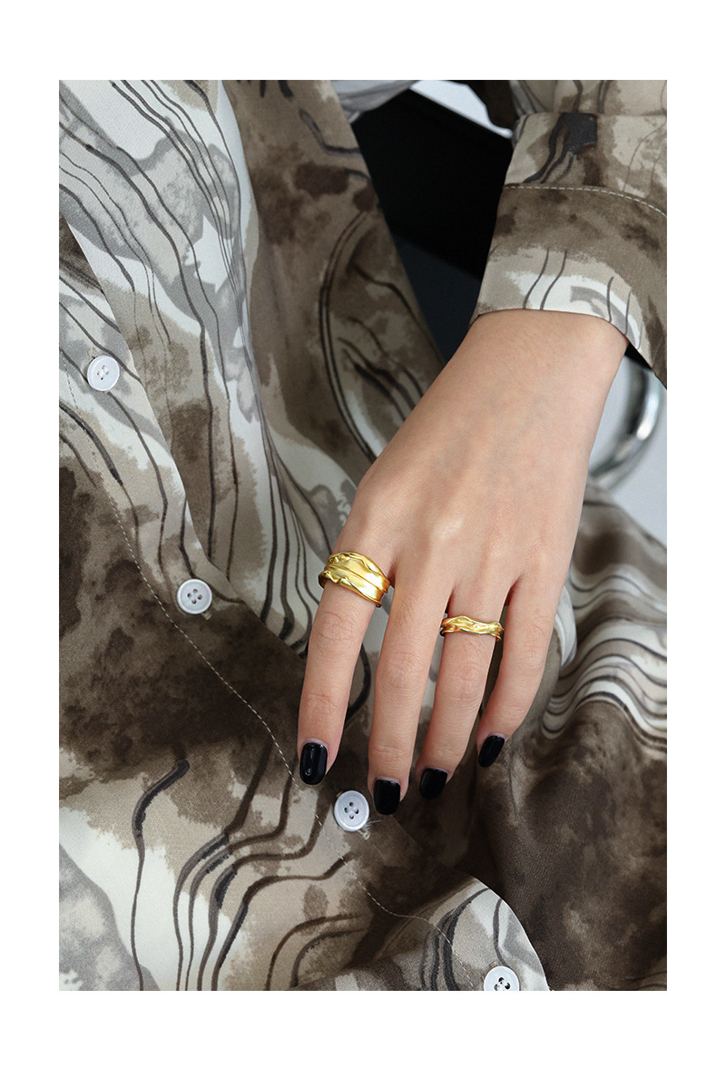 Korean version of ins cold wind minimalist irregular folds wide face S925 sterling silver ring