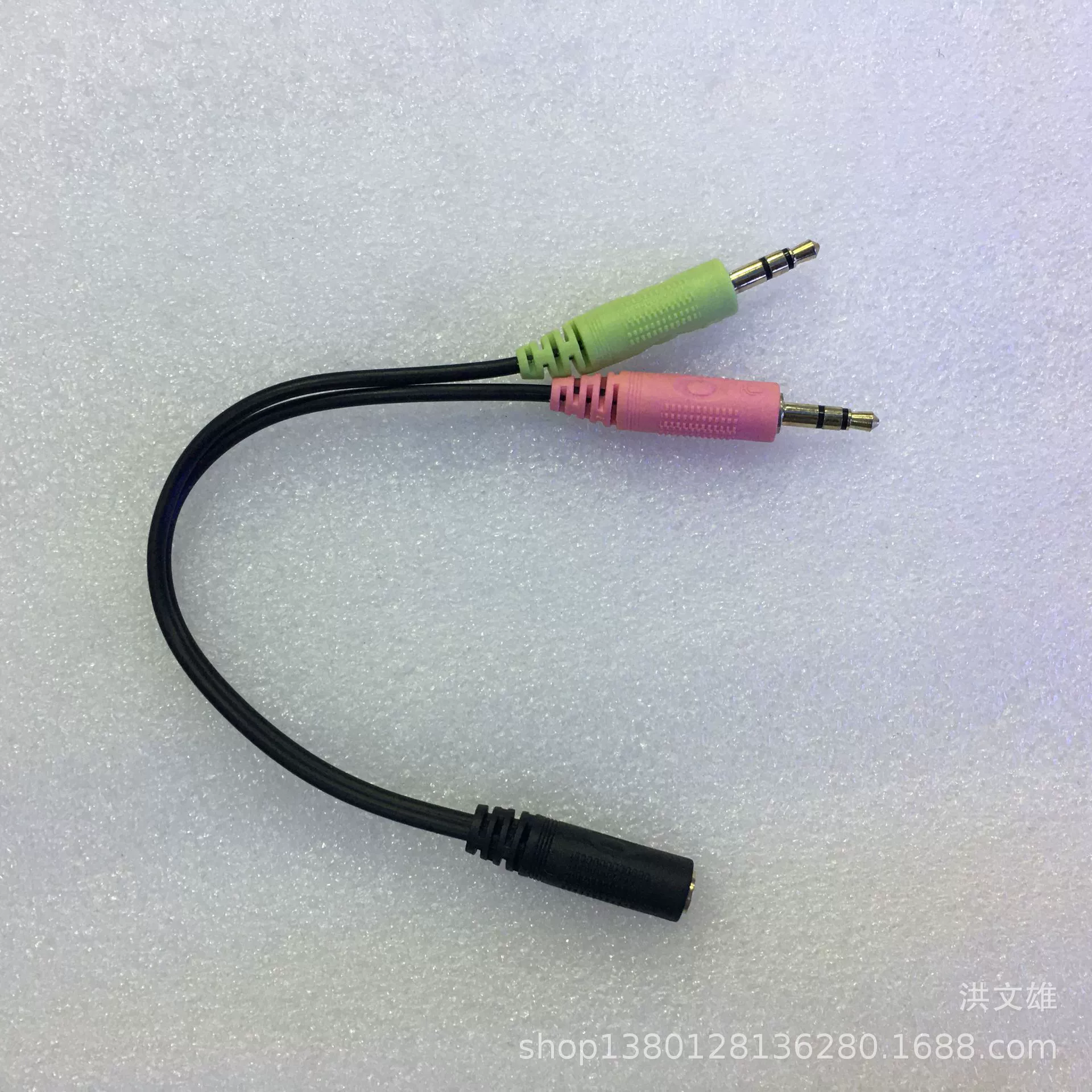 3,5 аудиопровода Одна точка-два адаптер 3,5 мм два-в-одном адаптер компьютер два-один аудиокабель