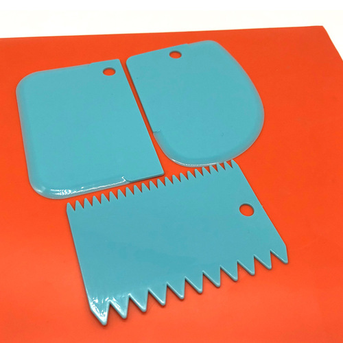 Wholesale Cream Scraper 3-Piece Set Cake Cream Scraper Colorful Cream Comb Plastic Cutting Surface Knife Baking Utensils