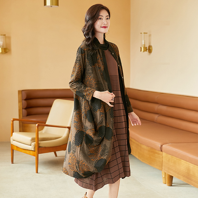 High-end 2020 Autumn and winter Foreign trade Retro temperament Nation Cotton and hemp Stand collar Straight cylinder type cotton-padded clothes Ladies Windbreaker coat