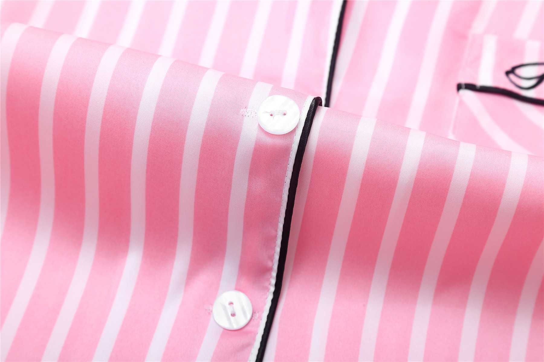 帮手描述图:睡衣女春秋七件套装性感条纹冰丝绸家居服宽松韩版薄