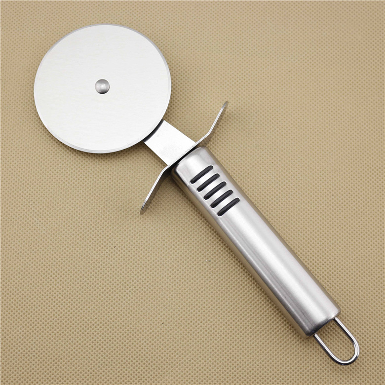 披萨滚轮刀 披萨切家用圆形厨房披萨切刀 烘焙工具滚轮披萨切割器|ms