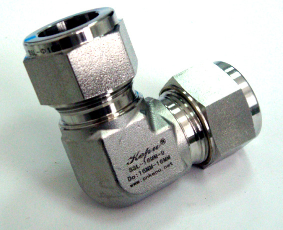 厂价直销不锈钢弯通中间双卡套接头单卡套接头和卡套接头有质保