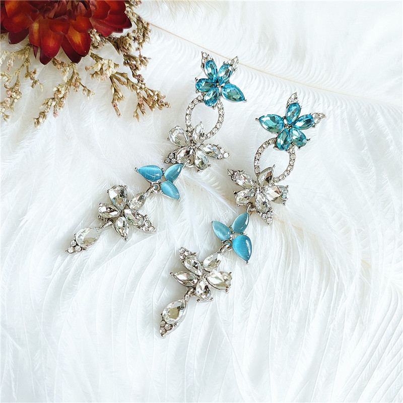 New Trendy  Long Flower Diamond Earrings Wholesale display picture 7