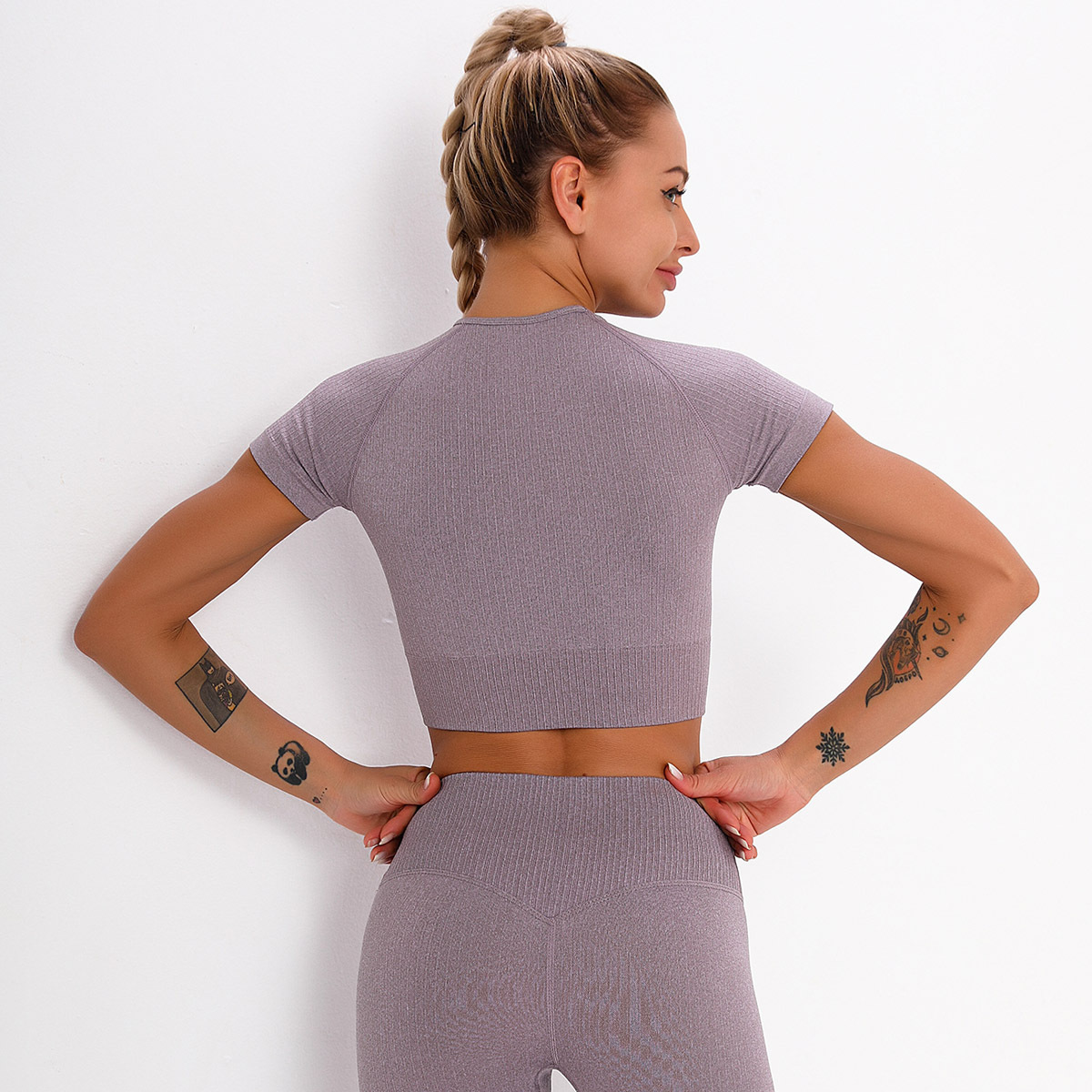 Seamless Knitted Quick-Drying Sports Yoga Suit NSNS12755