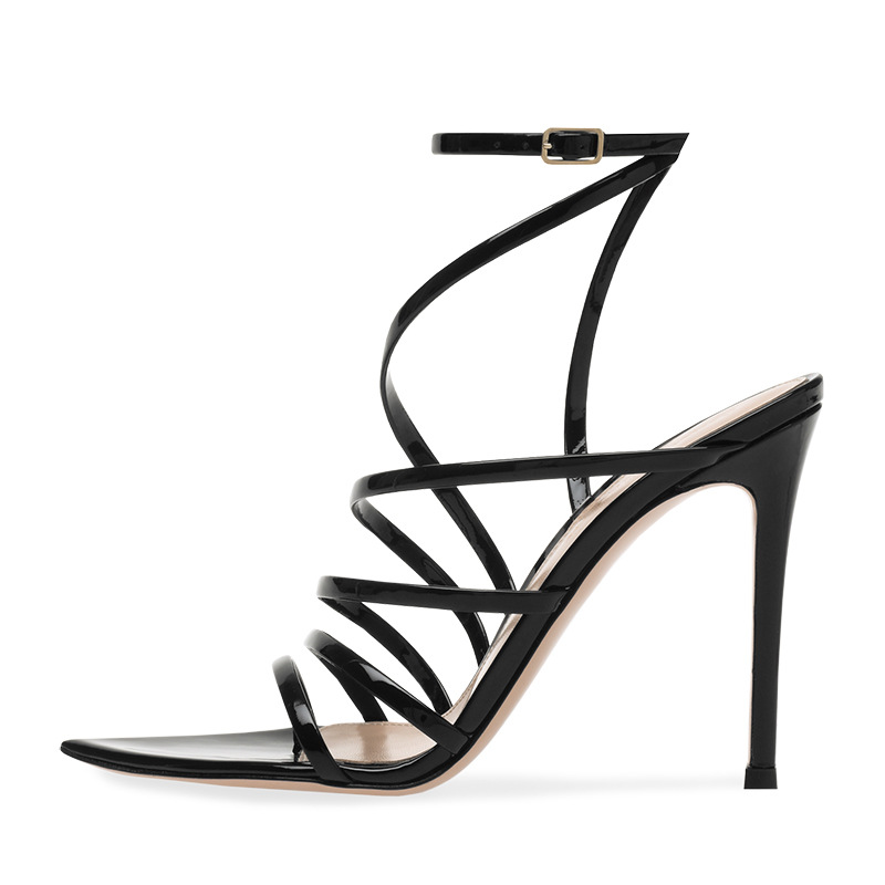 black heels (3).jpg