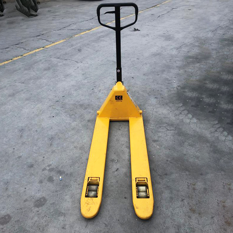 样车手动搬运车低放型液压车地牛货叉550*1150低放52MM