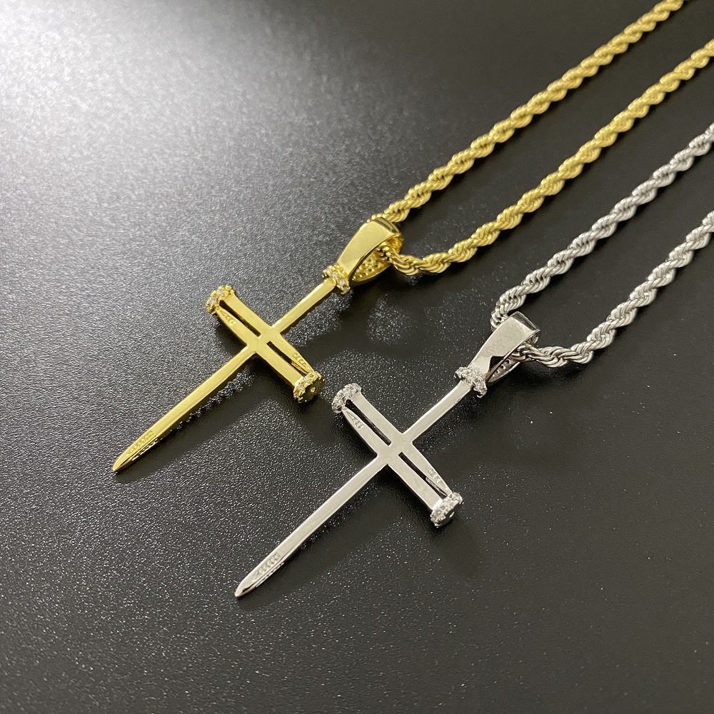 Cross Pendant Necklace Image 6