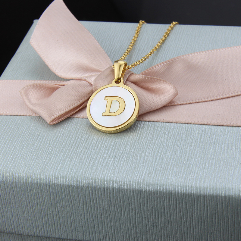 Titanium Steel 18K Gold Plated Simple Style Plating Inlaid Shell Letter Necklace display picture 8