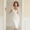 Summer V-neck dress with thin waist and buttocks