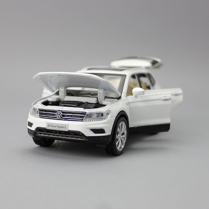 Volkswagen Tiguan L (2).JPG