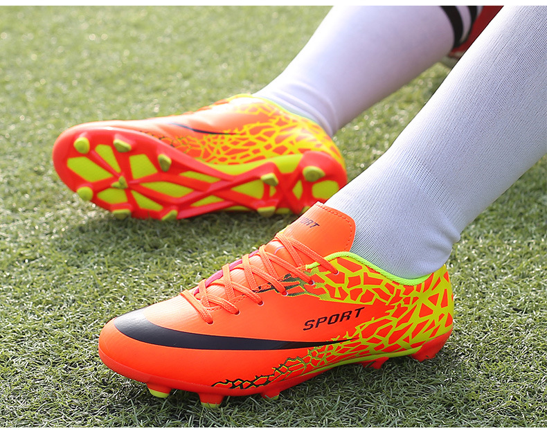 Low-Top-Fußball für Jungen und Mädchen mit gebrochenen Kunstrasen-Lederfüßen, AG-Langnägeln, Schülersporttraining_voghion.com