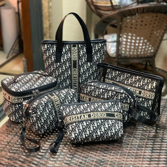 New Korean-style letter large-capacity makeup bag storage bag portable travel toiletry bag for women