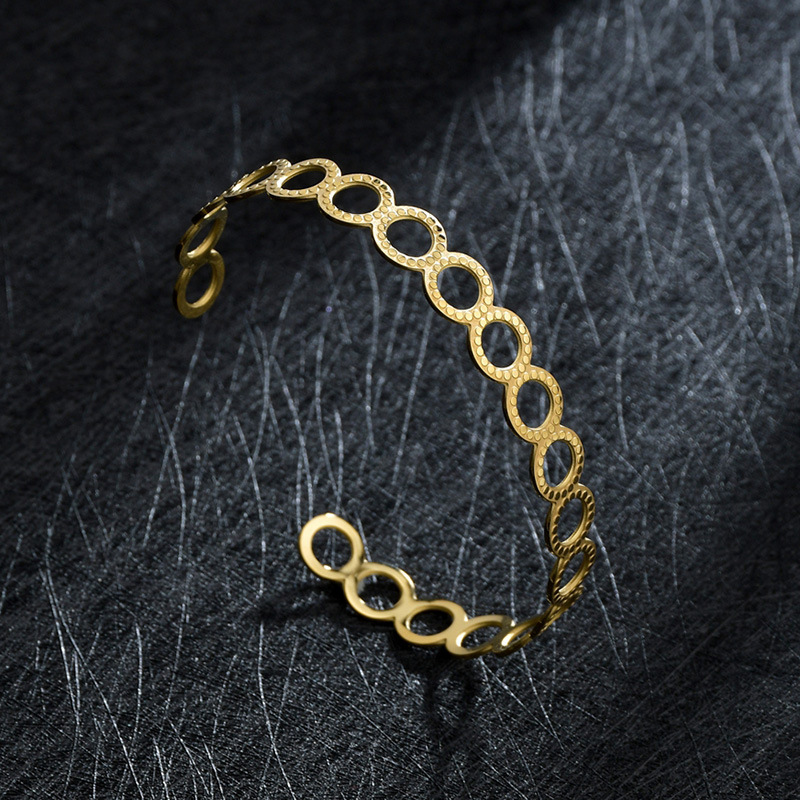 Fashion Stainless Steel Open  Gold Hollow Ring Bracelet display picture 3