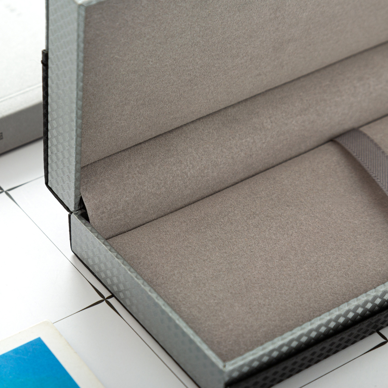 Fabricantes comerciales de fibra de carbono en stock caja de bolígrafo caja de regalo caja de bolígrafo PU caja de publicidad impresión logotipo