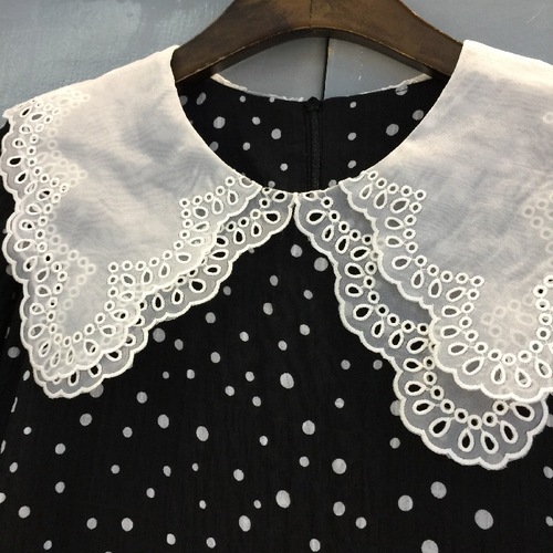 Age-defying magic~~ Embroidered large doll collar false collar