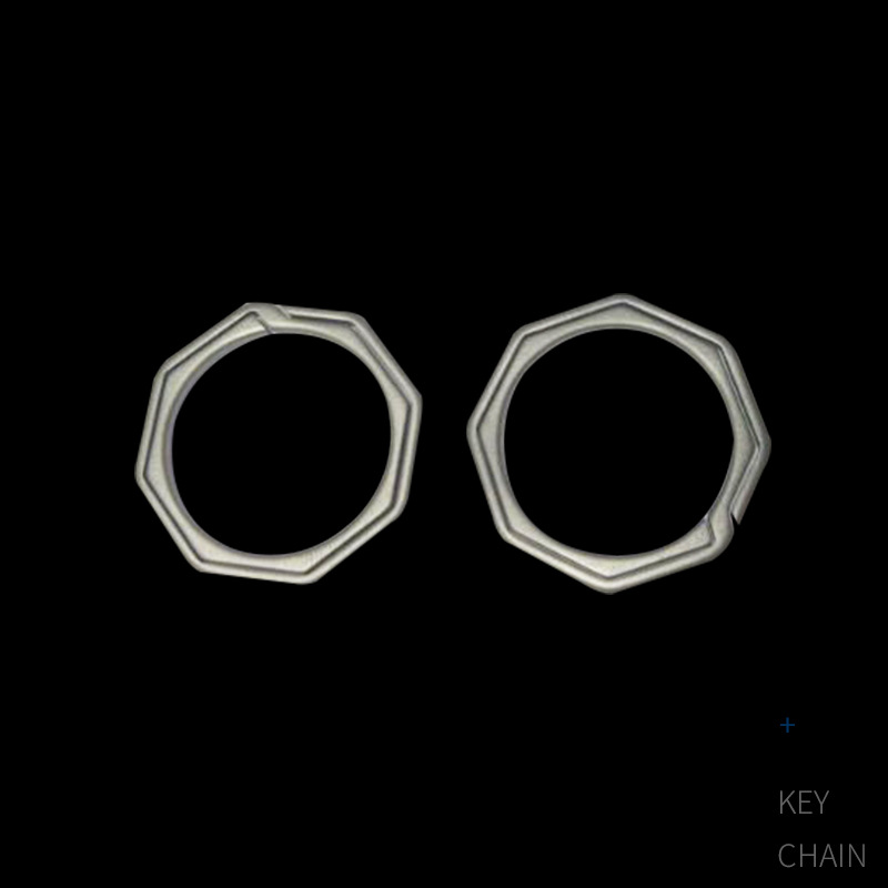 Accesorios de aleación de titanio llavero anillo colgante hebilla bolsa anillo cintura colgando hebilla aleación de titanio herradura hebilla círculo fabricante