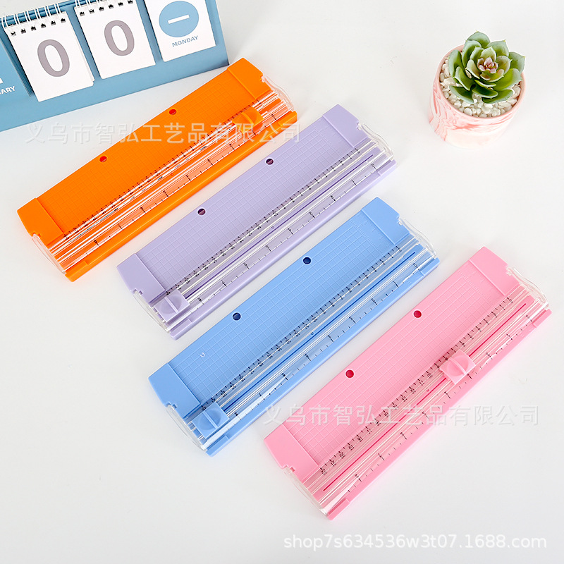 A4 cutting knife cutting knife Small mini students conveniently folding photo cutter A4 paper cutter