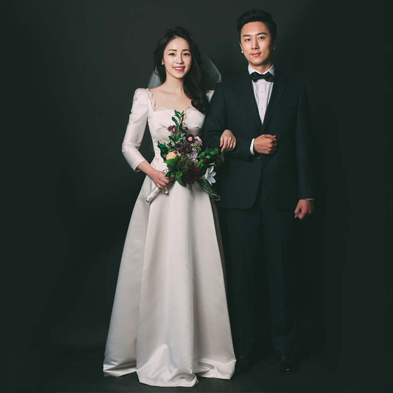 French-Style Light Wedding Dress 2026 New Vintage Satin Dress Simple Floor-Length Evening Gown for Travel Photography Spring French-Style Light Wedding Dress 2026 New Vintage Satin Dress Simple Floor-Length Evening Gown for Travel Photography Spring