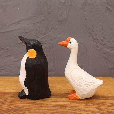 simulation animal carving Log decorate Arts and Crafts Ornaments woodiness Home Furnishing Jewelry penguin Decoration