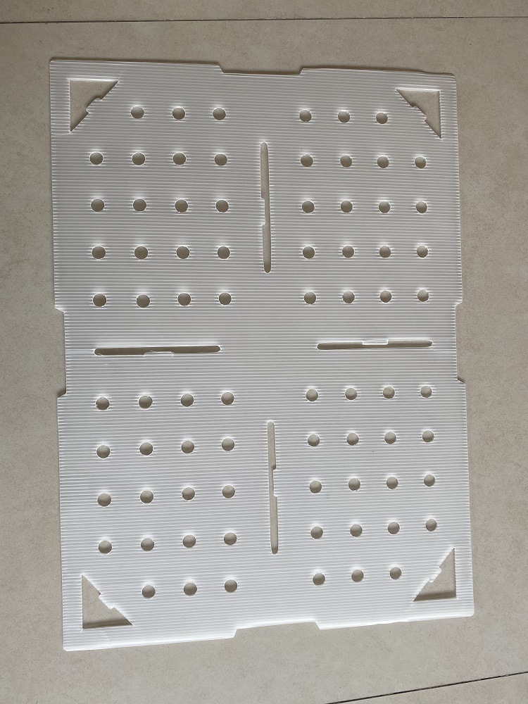 可打孔透明PP材质塑料板厂家直销水果箱垫板包装箱隔层板加厚耐用