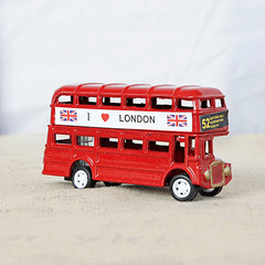 Direct gift children's learning pencil sharpener British vintage car mailbox telephone booth double-decker bus model pencil sharpener