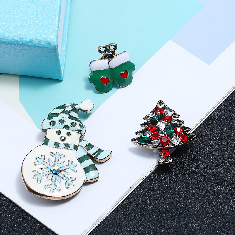 Hot-selling Christmas Snowman Brooch Set display picture 4