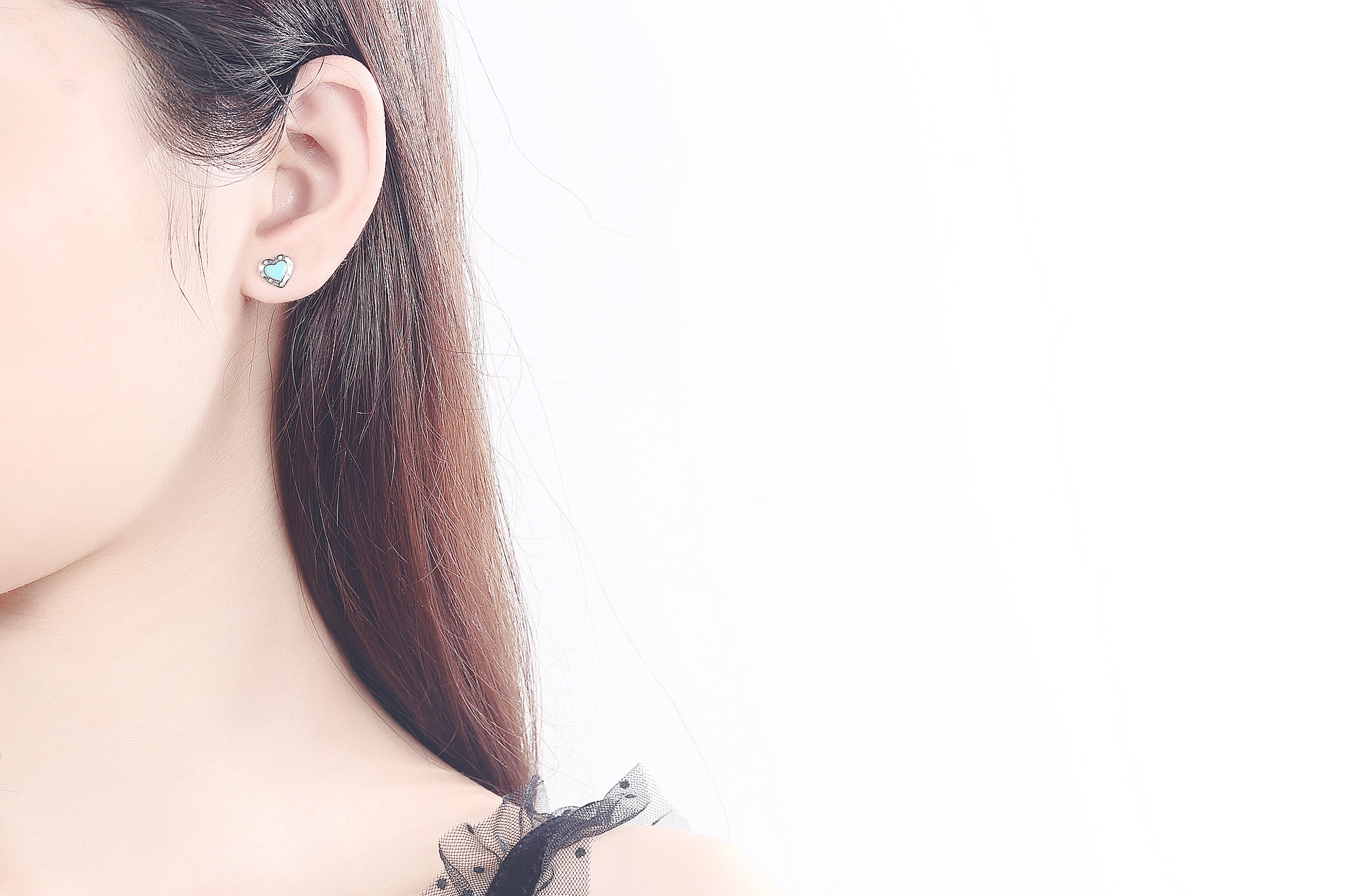 1 Pair Quantity Holiday, Daily Occasion 925 Sterling Silver Material Heart Shape Pattern 1 Pair 925 Sterling Silver 925 Sterling Silver Earrings Heart Shape Ear Studs