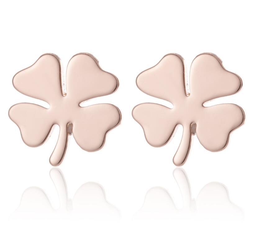 1 Pair Fashion Four Leaf Clover Titanium Steel Plating Ear Studs display picture 3